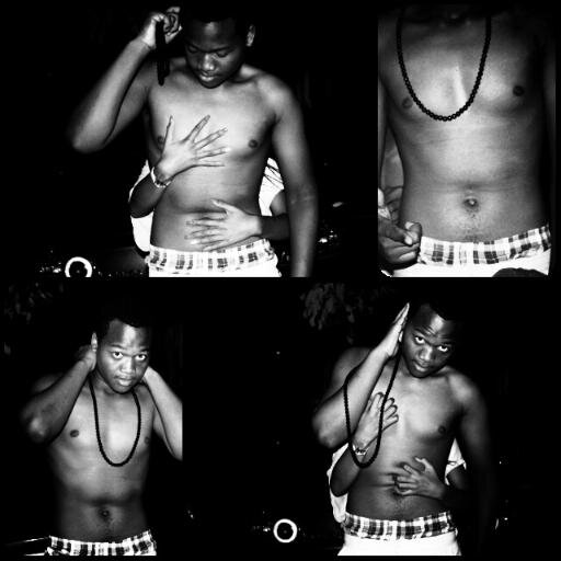 i'm different like 2 chainz... nheee
N.B_-_ Nunca vao me derrubar, pois os gatos sempre c@em de pe' #

peace, Nheee 3 #(-_*)#