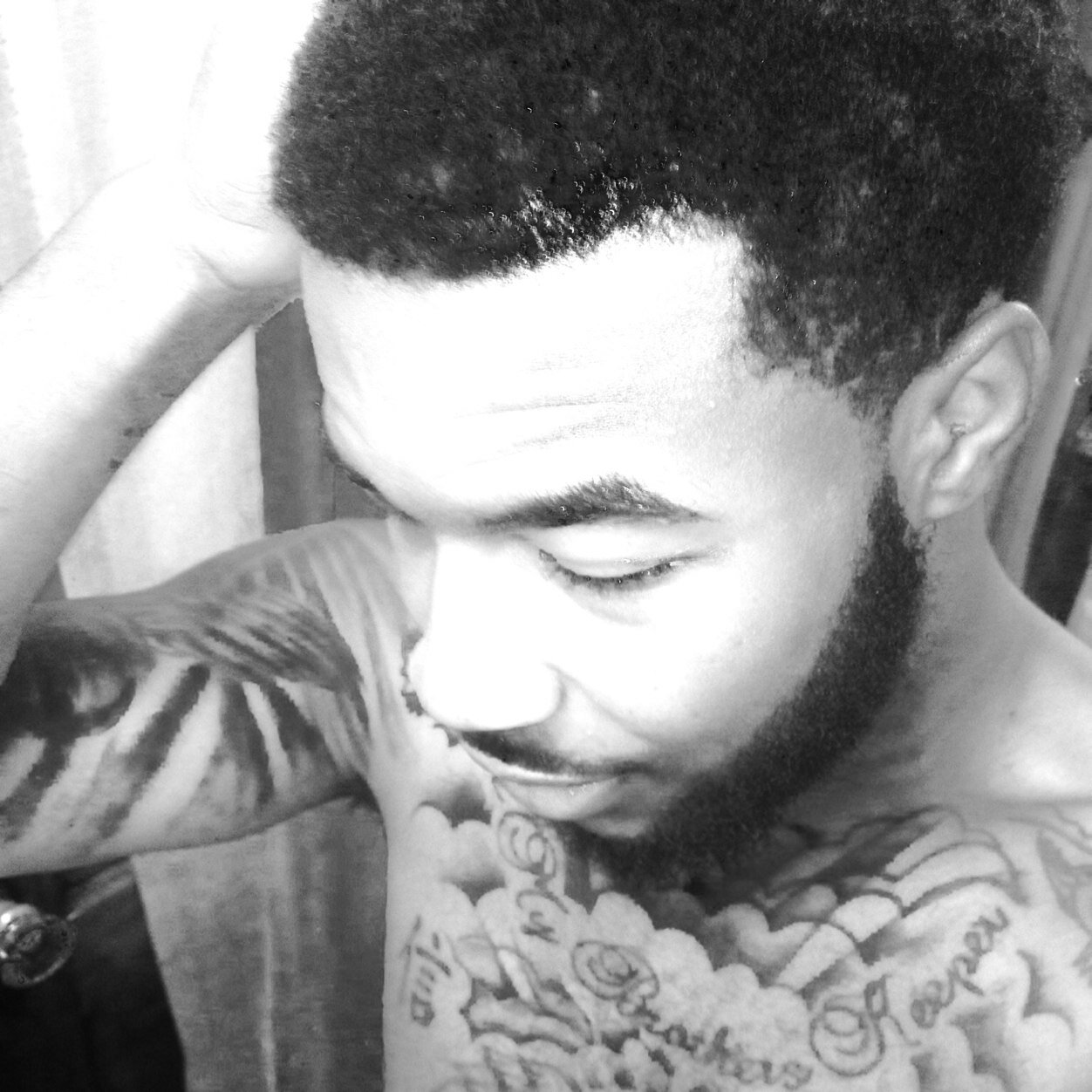 #FollowMe #MyShadowDntBite, #InkedUp, #KushdUp #RemyBoy #FlyyGuyy, #SingleNigga, #OnT.O.P, #PresidentHandSome Follow Me On Instagram: @Hitty_FlyyMann