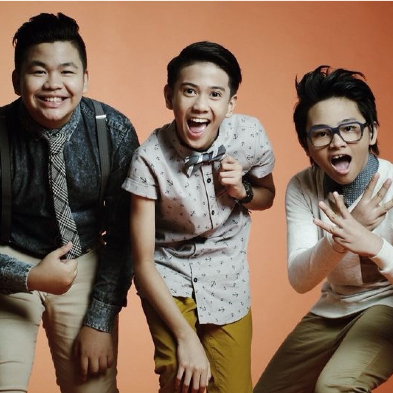 Tak perlu banyak kata untuk mengungkapkan seberapa besar kami mencintai mereka ❤❤❤ @iqbaale @Alvaromaldini1 @Teukuryzki99