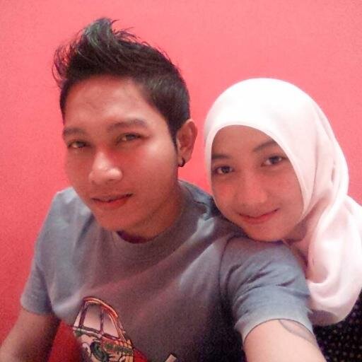 rina_marlinaa's profile picture. 