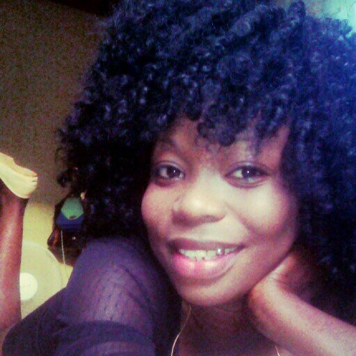 young and talented,ambitious,living a pretty good lyf..wit Allah (Swt)aint gat no worries...#fam 1st