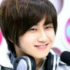 yoomi_0229's profile picture. 