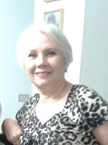 teresaroman's profile picture. Salud