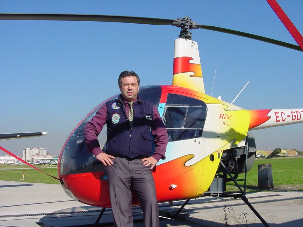 lorenzo_avionic's profile picture. CAIBER. Sector Aeronautico. Mantenimiento e Integración de Aviónica en Aviación General y Corporativa. Centro Mantenimiento 145, CAMO, DOA. lorenzo@avimadis.com