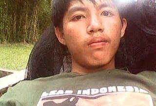mencari cinta sejati tampa pandang dari segi fisik tetapi dari segi hati :*