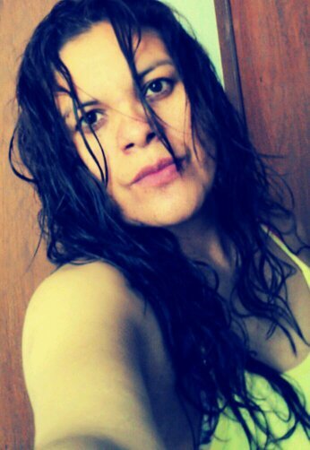 lauragf945's profile picture. 