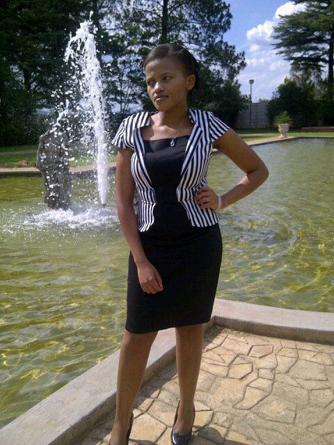 myonele's profile picture. Love love love!