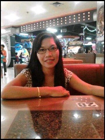 Aq ni org Ϟўª apa ada Ϟўª .baik hati,syg sm kluarga and اَللّهُ swt. Sllu menutun q...aamin.