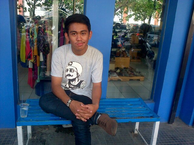 Pin 2AF7BE44