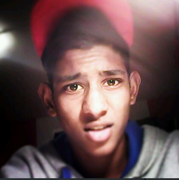 Aniszzhh's profile picture. '3