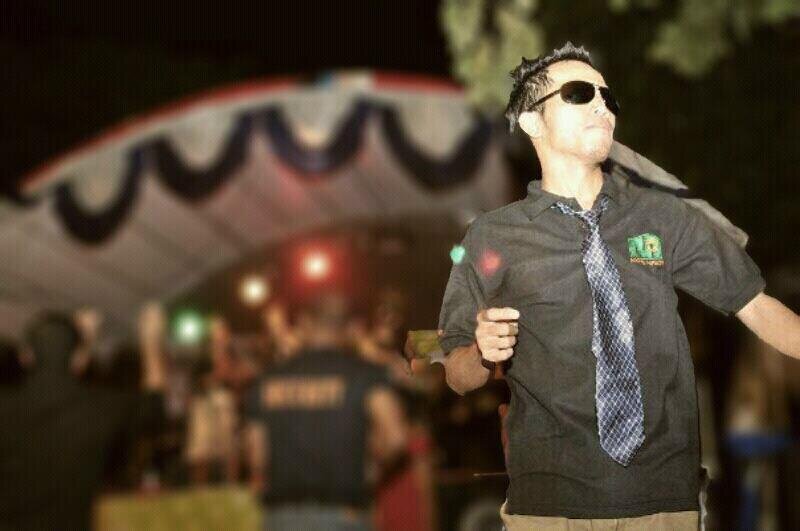 kaer_bikers's profile picture. bikers always, suka yang berbau otomotif, like a black dari motor item sampe orangnya item.