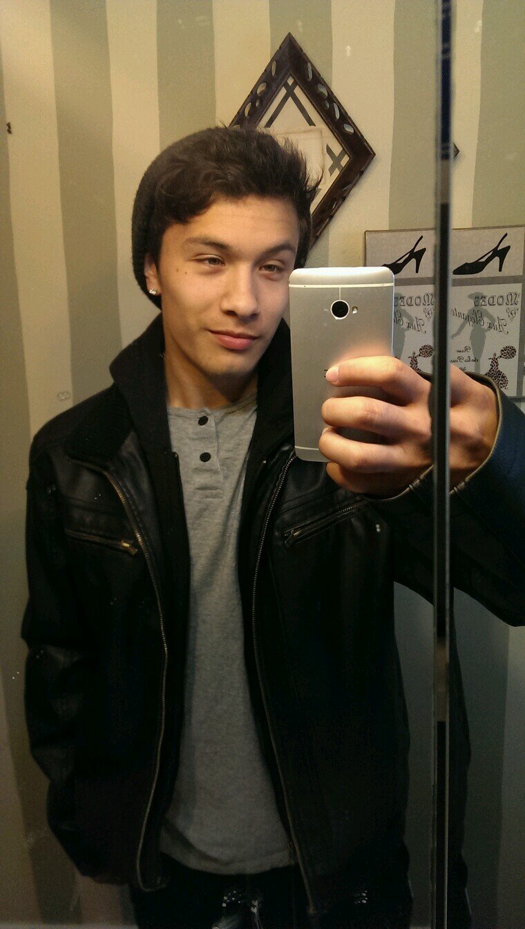 FlyGuyRicky7's profile picture. *21. Love , Soccer and Cars. Pura Vida