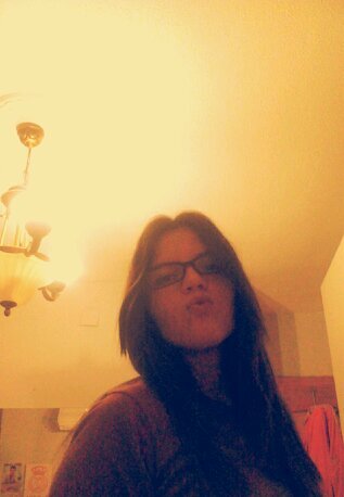 _morenitaah20_'s profile picture. lo unico imposible es lo que no intentas.18%