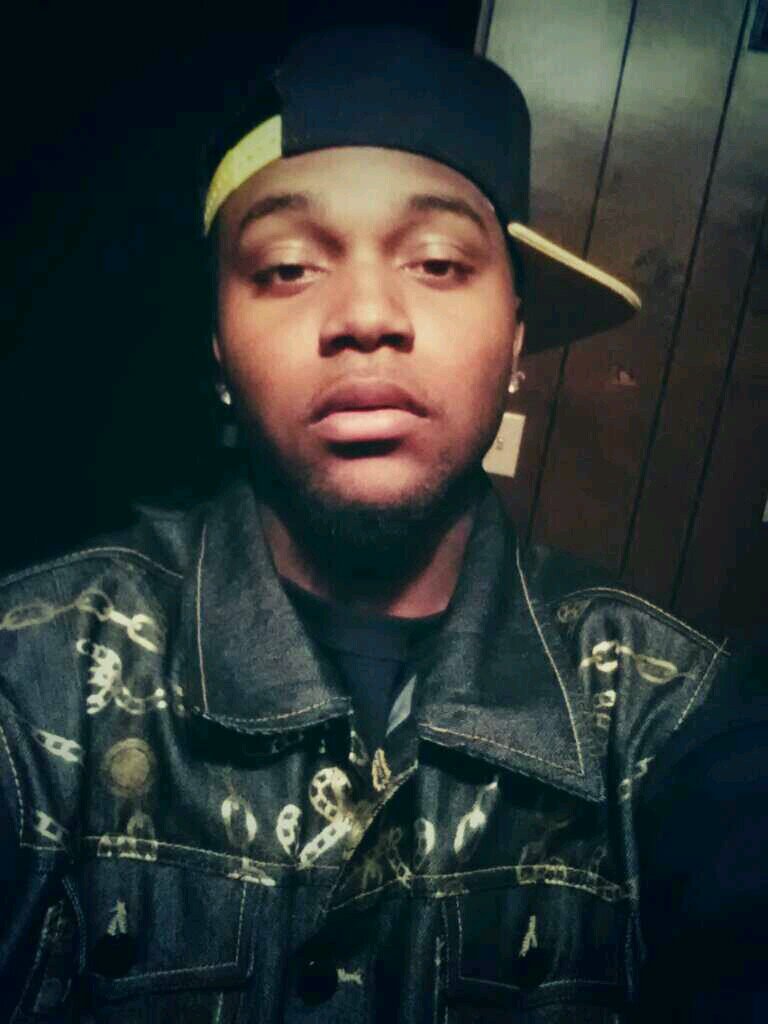 im Dbo Dboski a 20 years old unsigned rapper from Mississippi. Check out my single Outchea Thuggin on Soundcloud