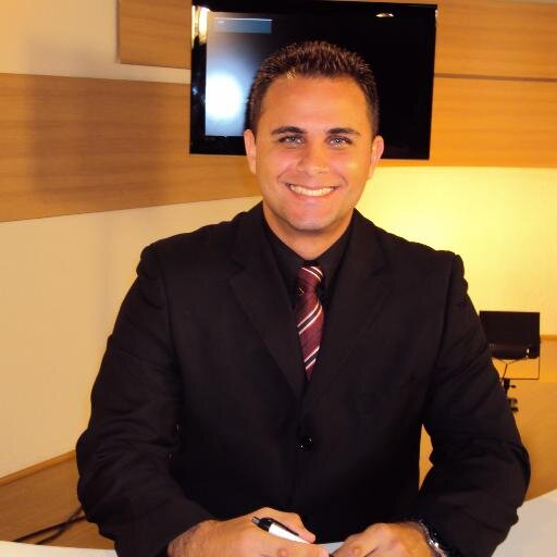 Jornalista, Técnico em Segurança Pública, apaixonado pela vida e sempre disposto a dar o próximo sorriso : )