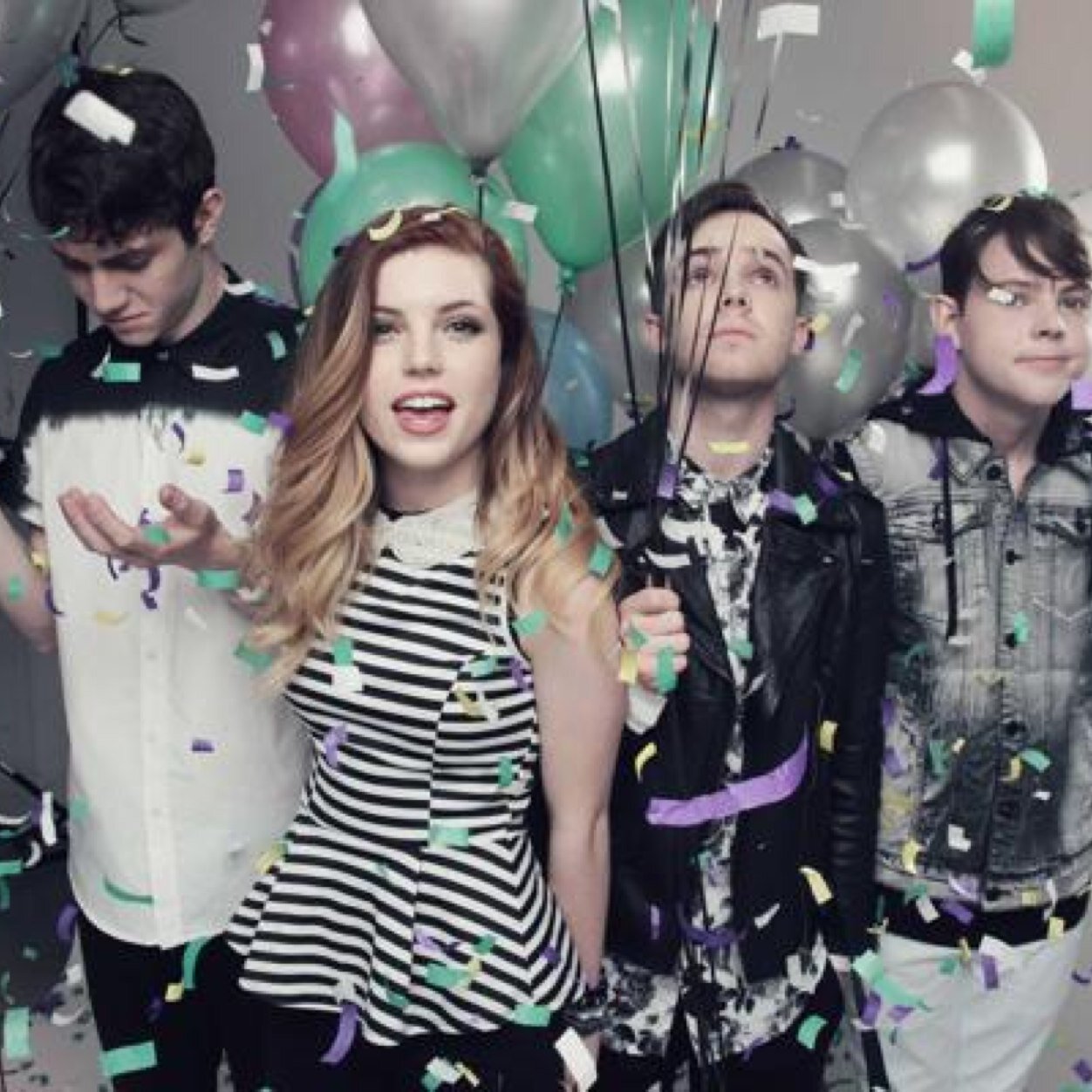 Echosmith_Orl's profile picture. Giving you updates on the band and other stuff. 
Sorry im really bad at writing bios- @thecrookedones_