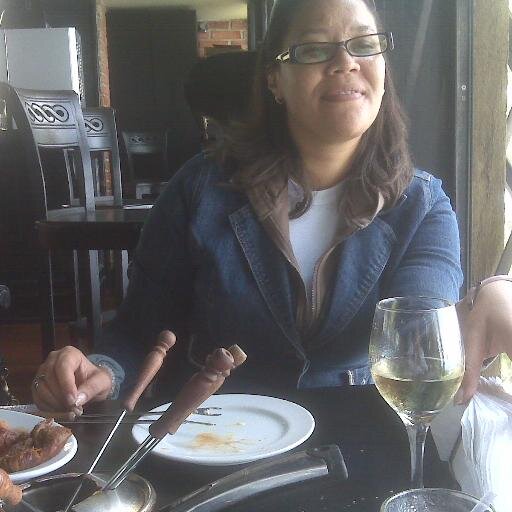 karistigueta's profile picture. Bien o mal pero que hablen ...  Feliz!!!! Motivos sobran :-) La mamacita de DS