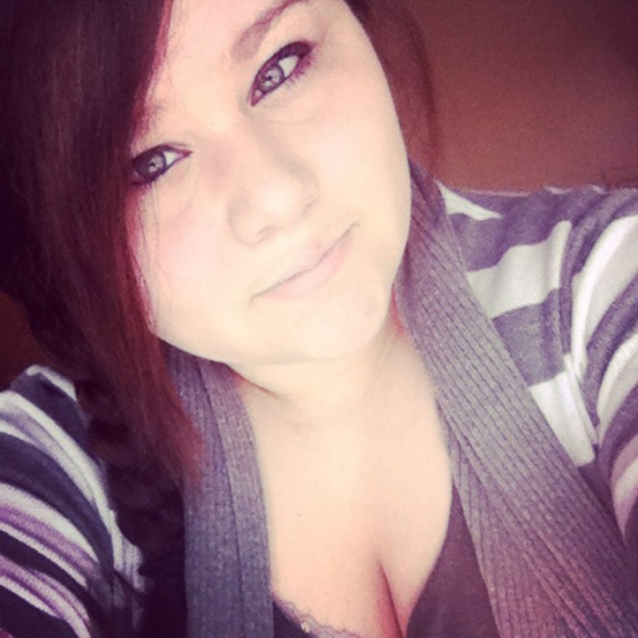 Follow me i follow back! Vine: kayla012 instagram: kaylans1 
Youtube: http://t.co/0shxEFhSPq