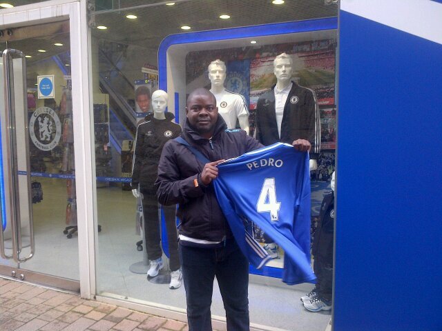 Cool headed guy, very jovial, not 100% perfect and so much passionate about futball. #Cfc all da way!