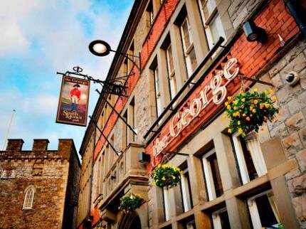 Chepstow`s number 1 party venue.. Live sport all week long with the best DJs every Friday & Saturday from 9pm.
Drink promos & the best food served with a smile