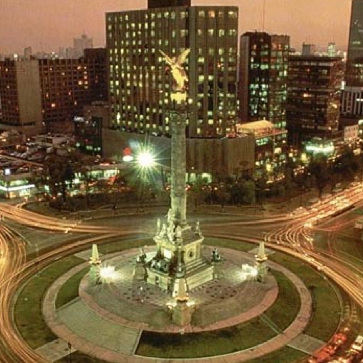 Tienes algo que importante que decir? Quieres que todos se enteren? Mexico Retweet
