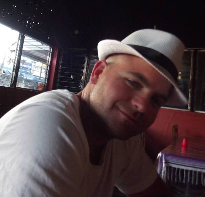 HNWBOX's profile picture. Health and Wellness Coach
I love my #family, #music, #fitness and living each day to its fullest.
 http://t.co/YMyzVlK9mR