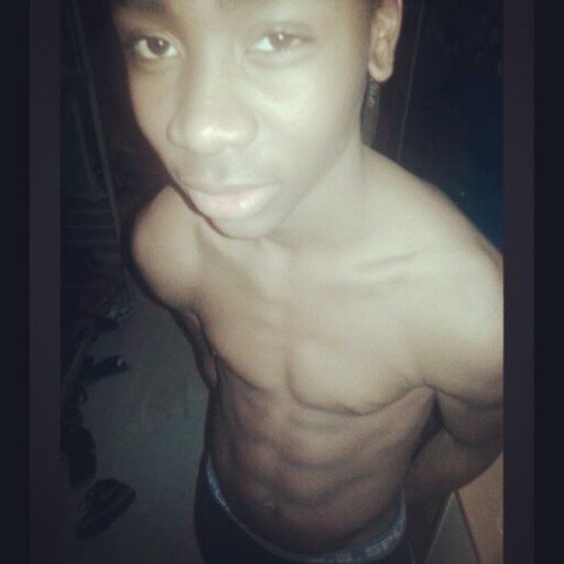 i luv uu kisses @iHeartMHA . || my niggah @SuselinLC