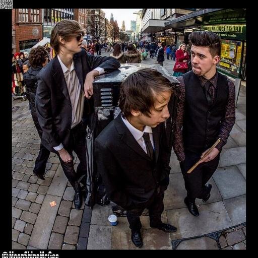 Official video out NOW, X factor like you've never seen it before.. http://t.co/isivRct6no
smallginvasion@yahoo.co.uk