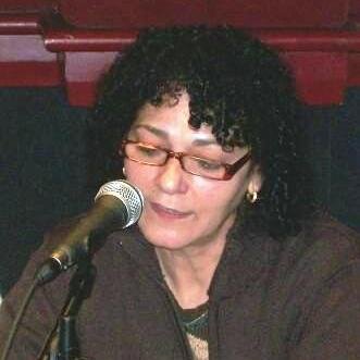 Licenciada en Artes y letras en la especialidad de Periodismo por la Universidad de Oriente, Cuba. Poeta y Escritora. Miembro de la UNEAC.