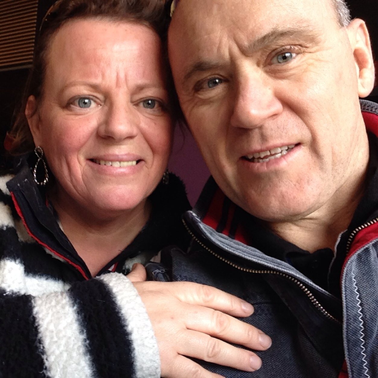 Middle aged, ex-rugby referee and seasoned ex-School Business Manager in Bristol (SMRT). Now enjoying golf three times a week