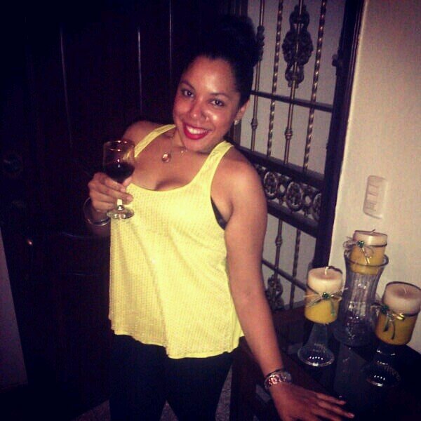 Bianca_Munoz's profile picture. #Arriesgada#Amistosa #Sexy #Blessed #Loveshoes #Capricorniana #Alegre#Bailar #Romantica  #Beach #Pool#Openmine ..Amo vivir la Vida !