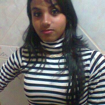 Eu toco percussão gosto de sair com as amigas sou goiana e sou um pouco marrenta (; To afim de fazer novas amizades....