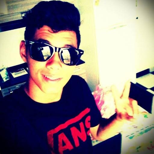 Pois quem tem medo de sofrer não merece o melhor da vida ♪ 
Não destrua o seu futuro por problemas do passado !
https://t.co/mwa4ETbssm