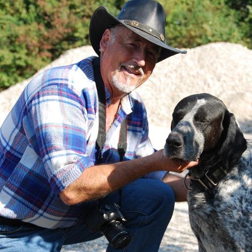 Privatdetektiv, Hundetrainer, Sicherheitsmann, internationaler Fernfahrer, 
Sport: Kanooing, Bogenschütze, Verfasser von Kurzgeschichten,