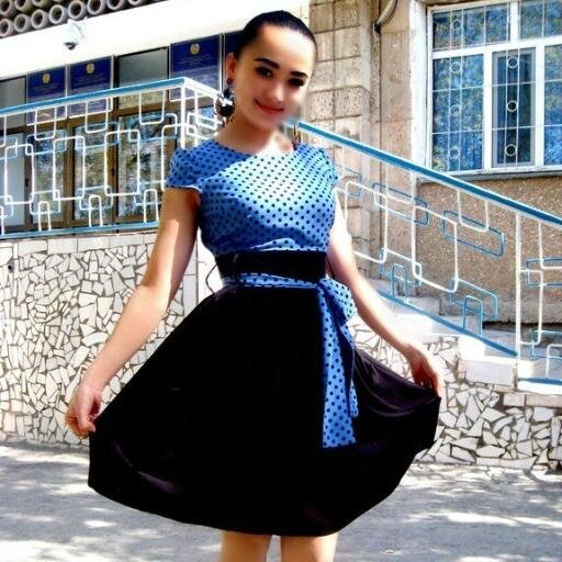 жас ақын, киелі СЫР ЕЛІнің сүйкімді қызы, ата-әжесінің ерке-тотайы...Қорқыт ата атындағы ҚМУ-нің студенті;