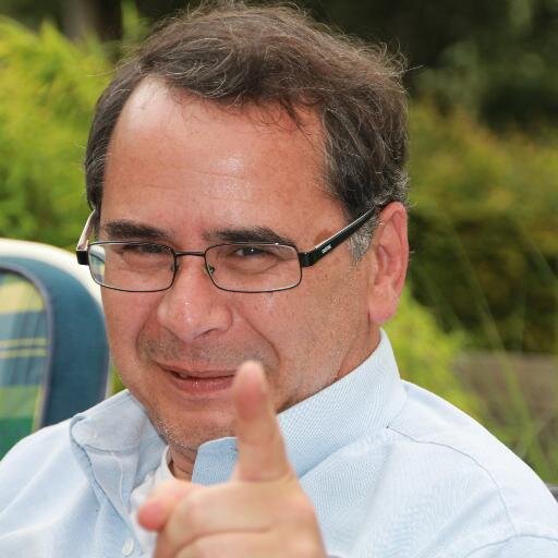 Médico Gineco-Obstétra. Consultor en Sexología. Sexualidad: Descorche, brinde y disfrútela:  http://sexualidadfrentera.
http://t.co/9NtzuomAte