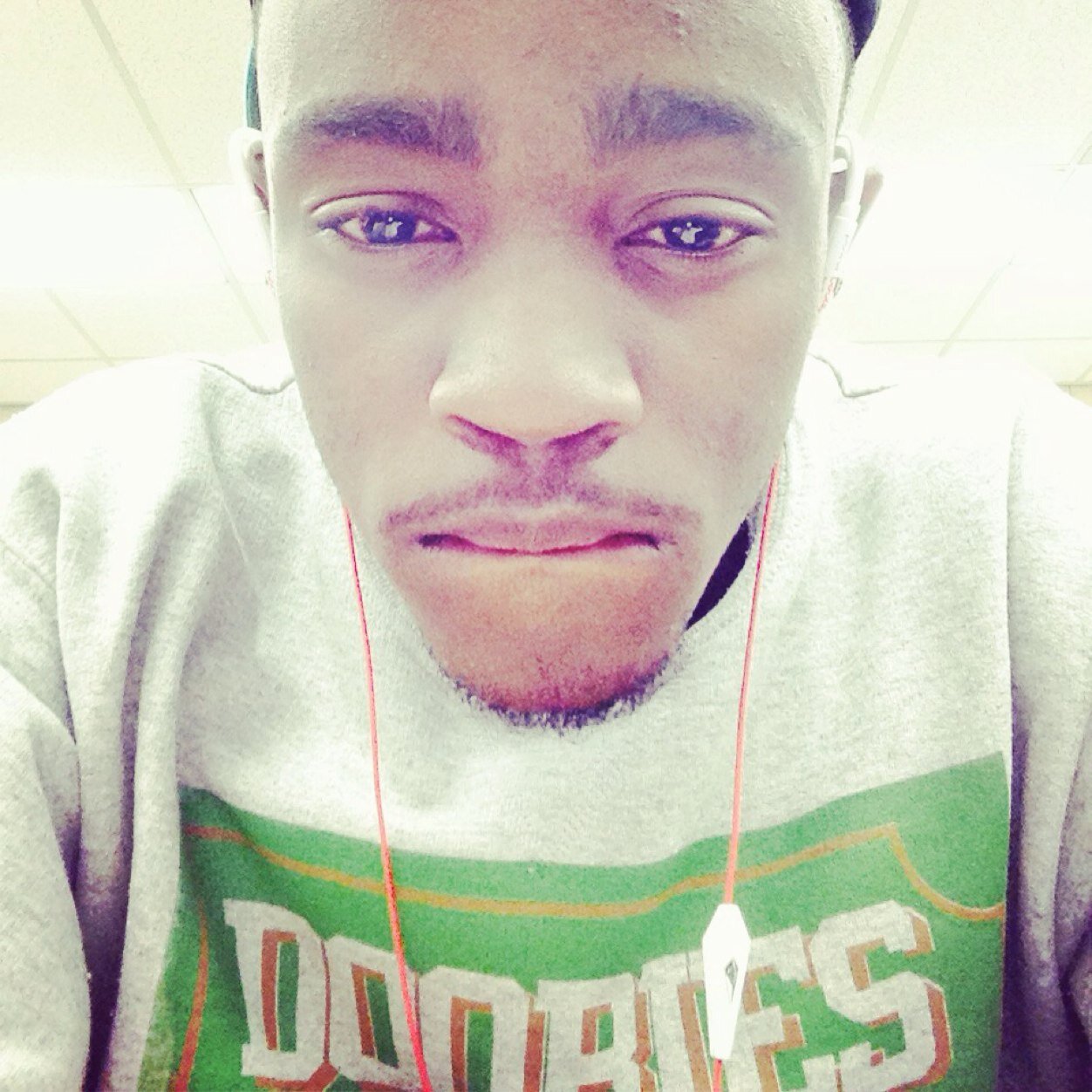 Name: Robert Tipton follow me on instagram @SheCallMeRobbie birthday sept 13 #TeamTaken Lena Dy An 12.10.12