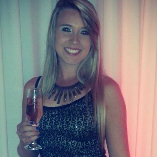 Ela acreditava em anjos e, porque acreditava, eles existiam !