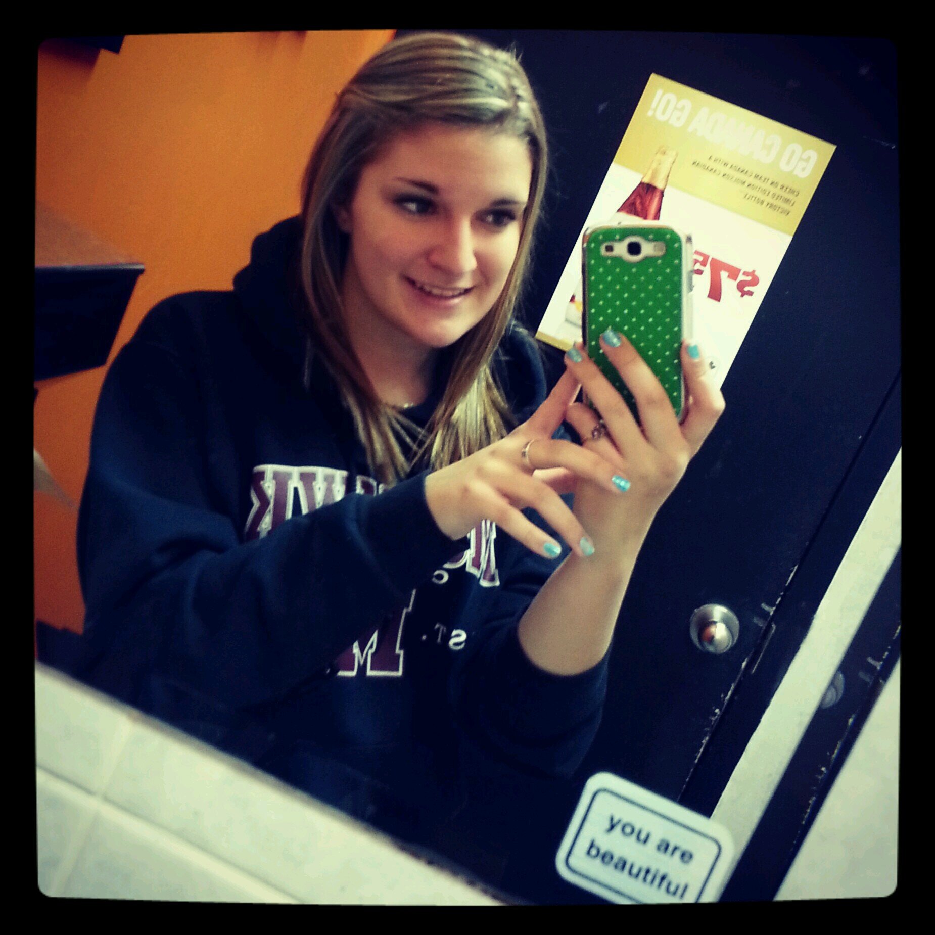 chelsierobsonxo's profile picture. -21 
-country girl 
-horses
-working out & staying fit 
-love it or hate it, take it or leave it !