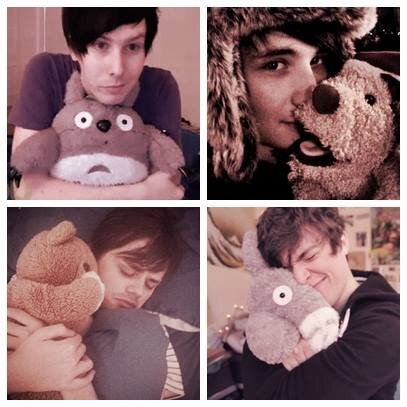 Yet another fanpage for the awesome sauce fantastic foursome =^___^= xx

Follow my normal twitter maybe? ( @MyChemicalPhan )  Mkay thaanks x