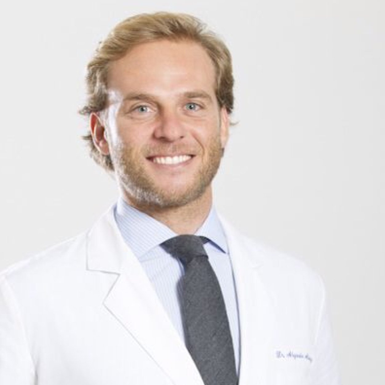 Oculoplastic Surgeon Sevilla | Marbella | San Sebastián