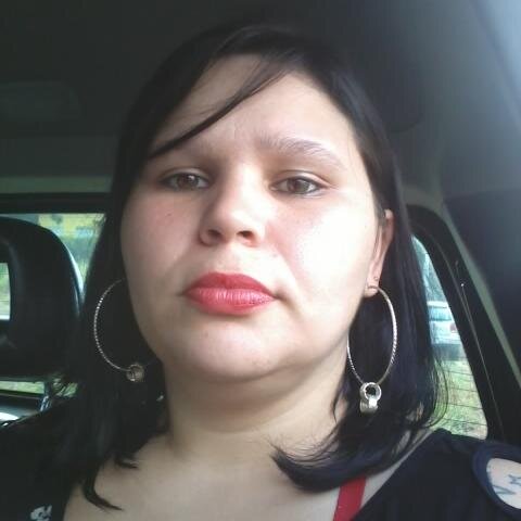 amo a vida ,praia e a minhas 2 presiosidades q deus me deu .......