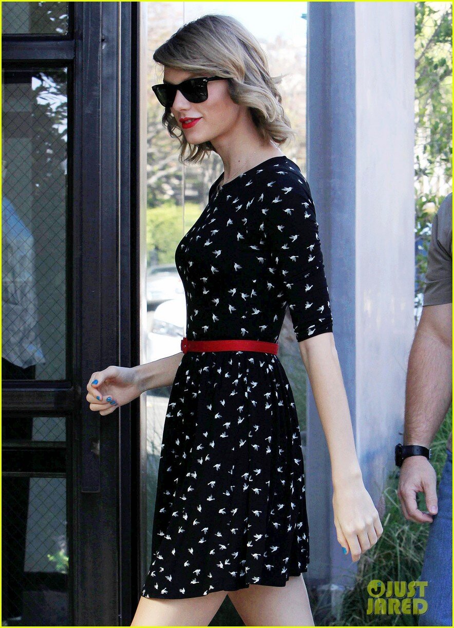 Daily Taylor Swift updates and news. I am new to Taylor (I know...I know) Follow my obsession, and make it feel new again.