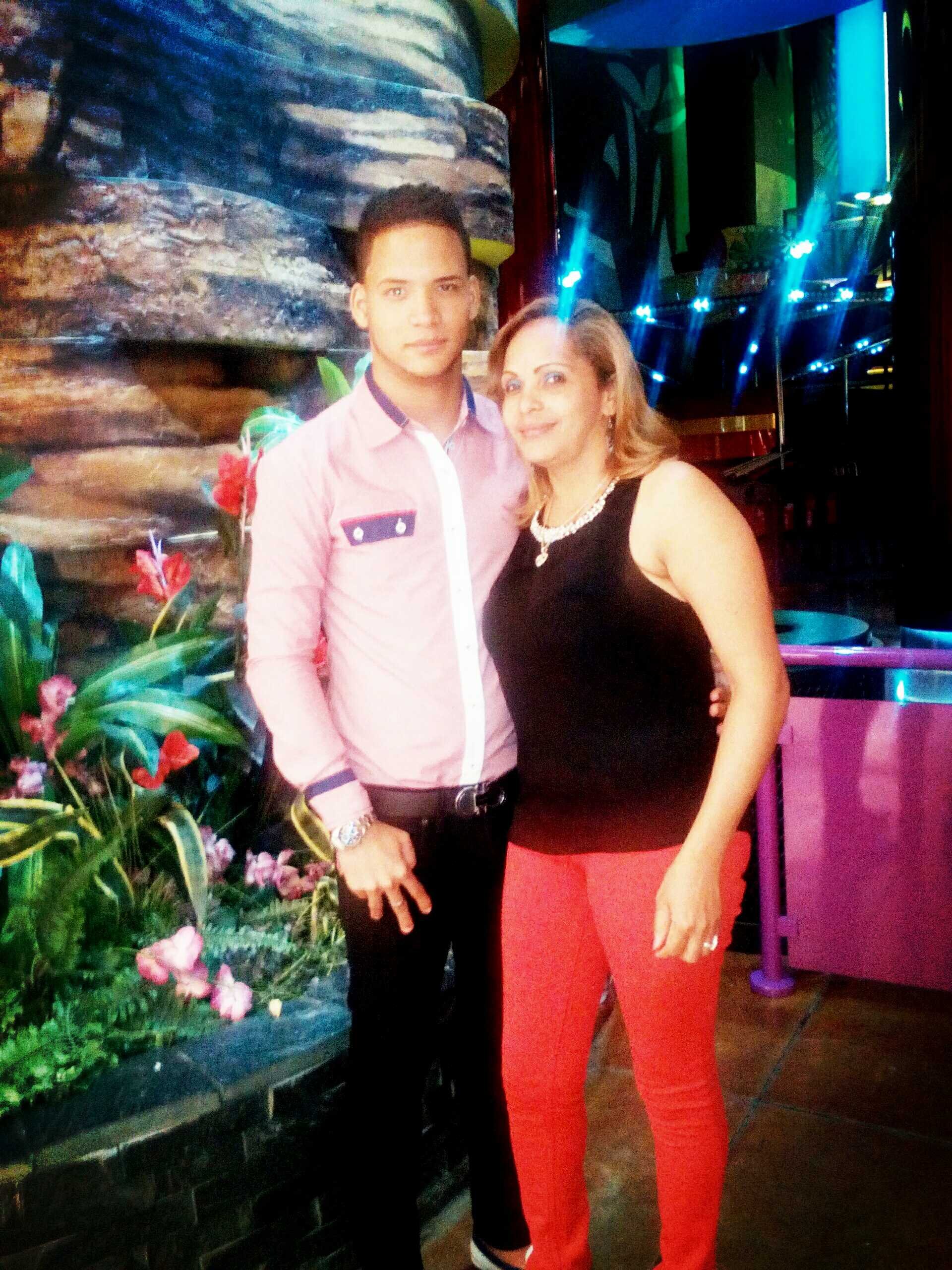 IG?farlinmedina_♥ |@Luiisanqiiex3 ♡ | WhatsApp Ask Mee!| Mi Vida @FuerzaAereaRD & @EjercitoRD @ArmadaRD ♡