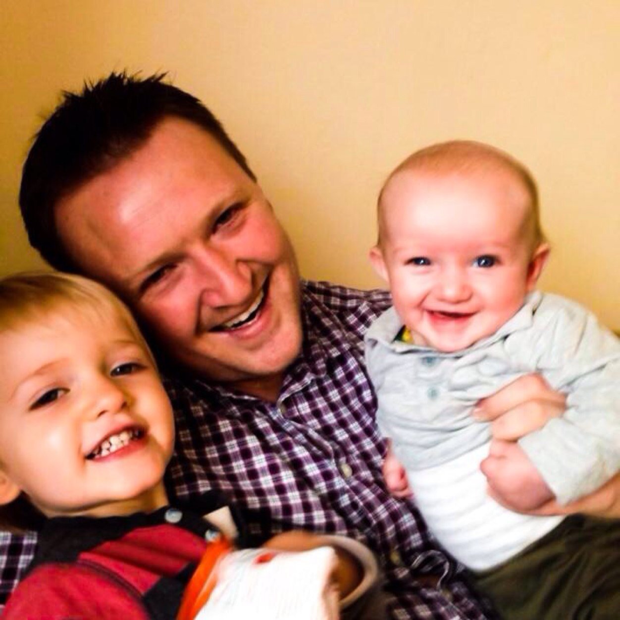 Multiman_ZA's profile picture. Franchise Guru & Entrepreneur. Founder of http://t.co/yDOPiIQFaN & build Celebrity Treehouses in Europe. Coming home to Launch Multiman in SA!!!