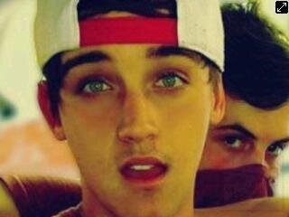 Congrats Because Beau followed you :)