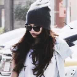 ✧*:･ﾟ n sabe atuar n sabe cantar e eh flopada n pera *:･ﾟ✧