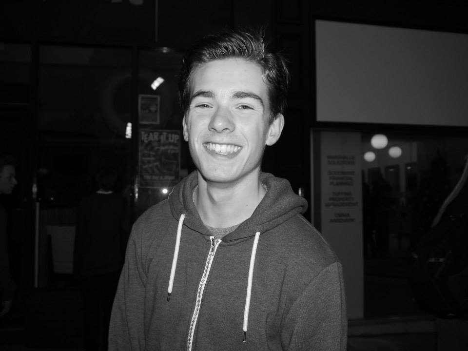 StillRoss9's profile picture. drummer in @filthy_still