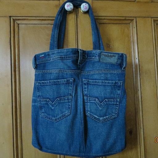 TheSewingBox1's profile picture. The Sewing Box Chorley for all your sewing needs, specialising in recycling, #upcycling and repurposing garments including #jeans and sweatshirts