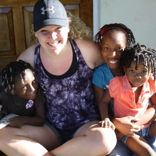 HollyBarker94's profile picture. 